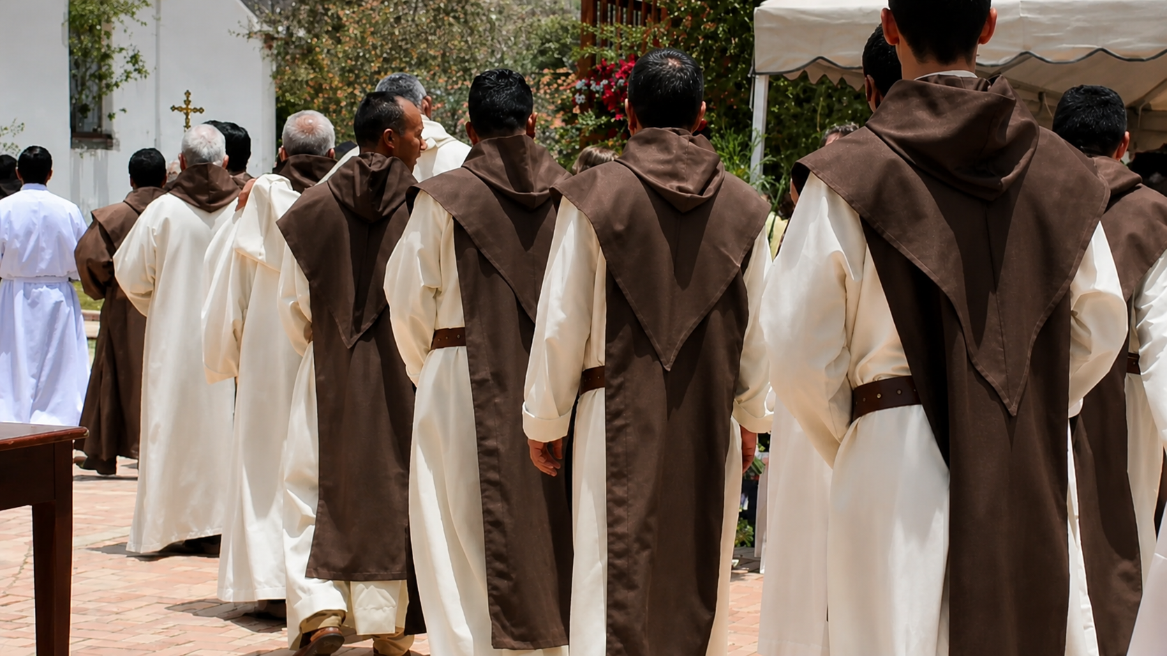 fila de hermanos