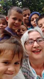 laicas y niños