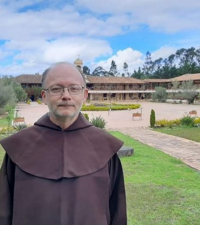 padre arcesio